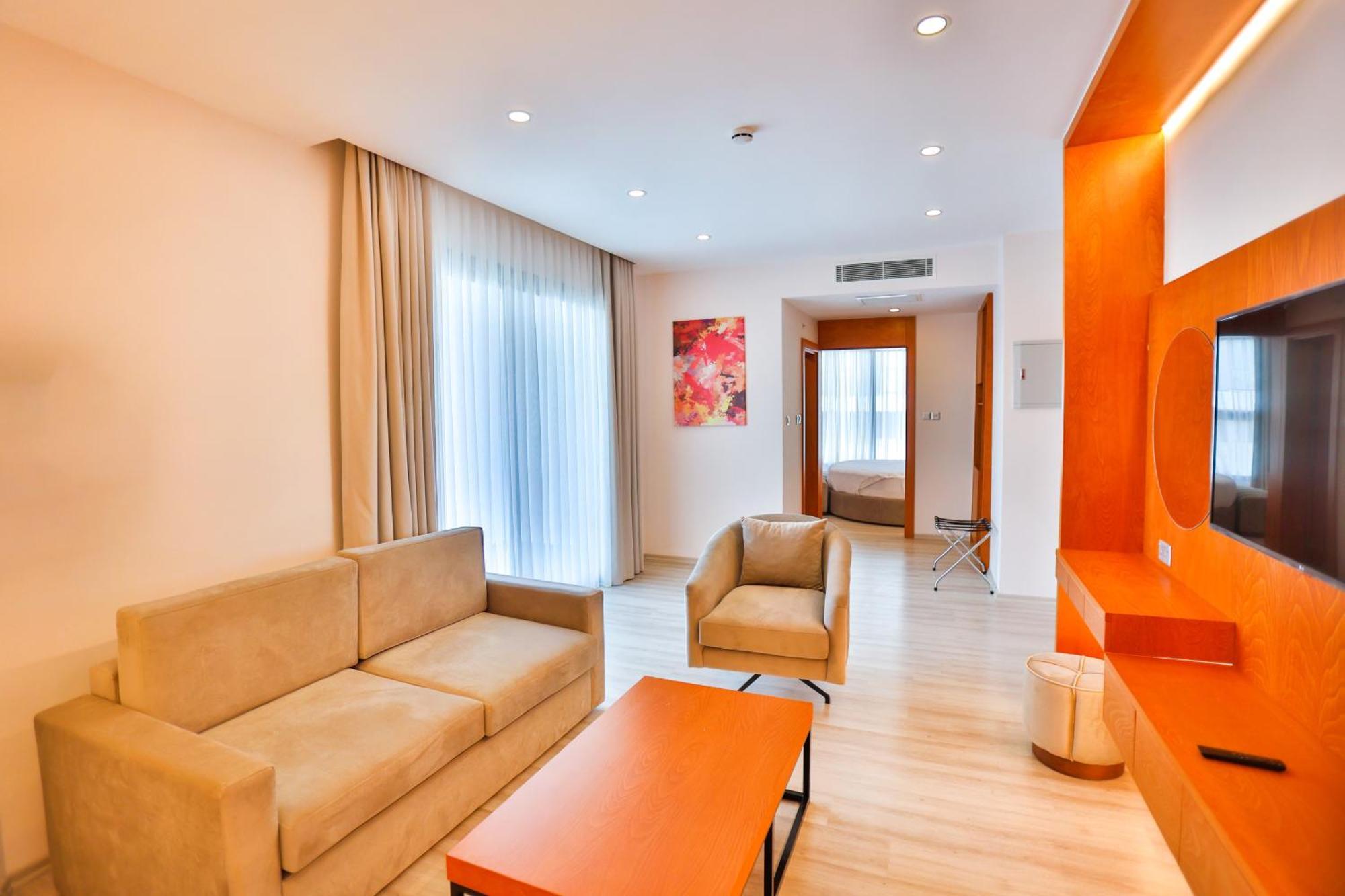 Caddem Inn Hotel 法马古斯塔 外观 照片