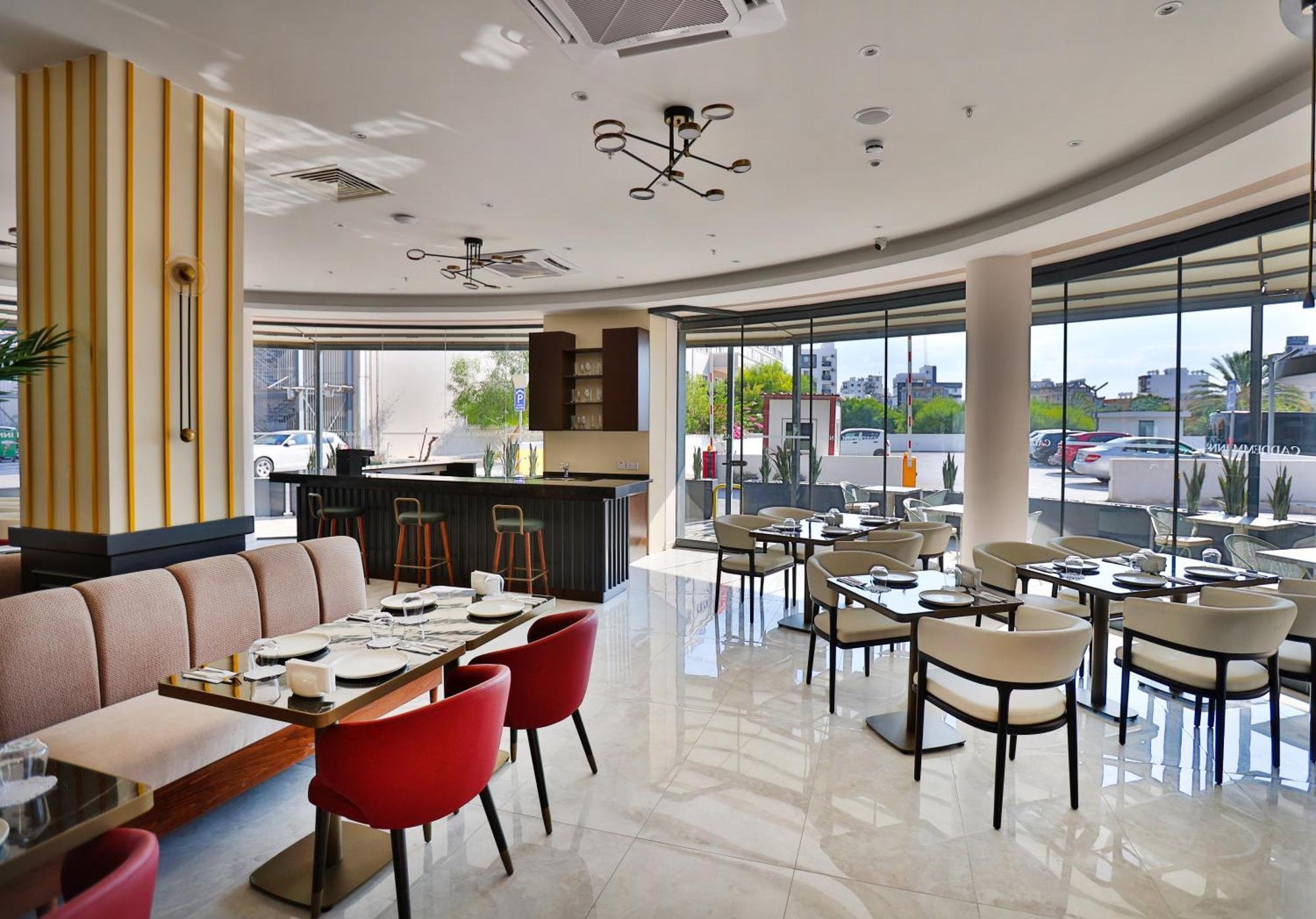 Caddem Inn Hotel 法马古斯塔 外观 照片