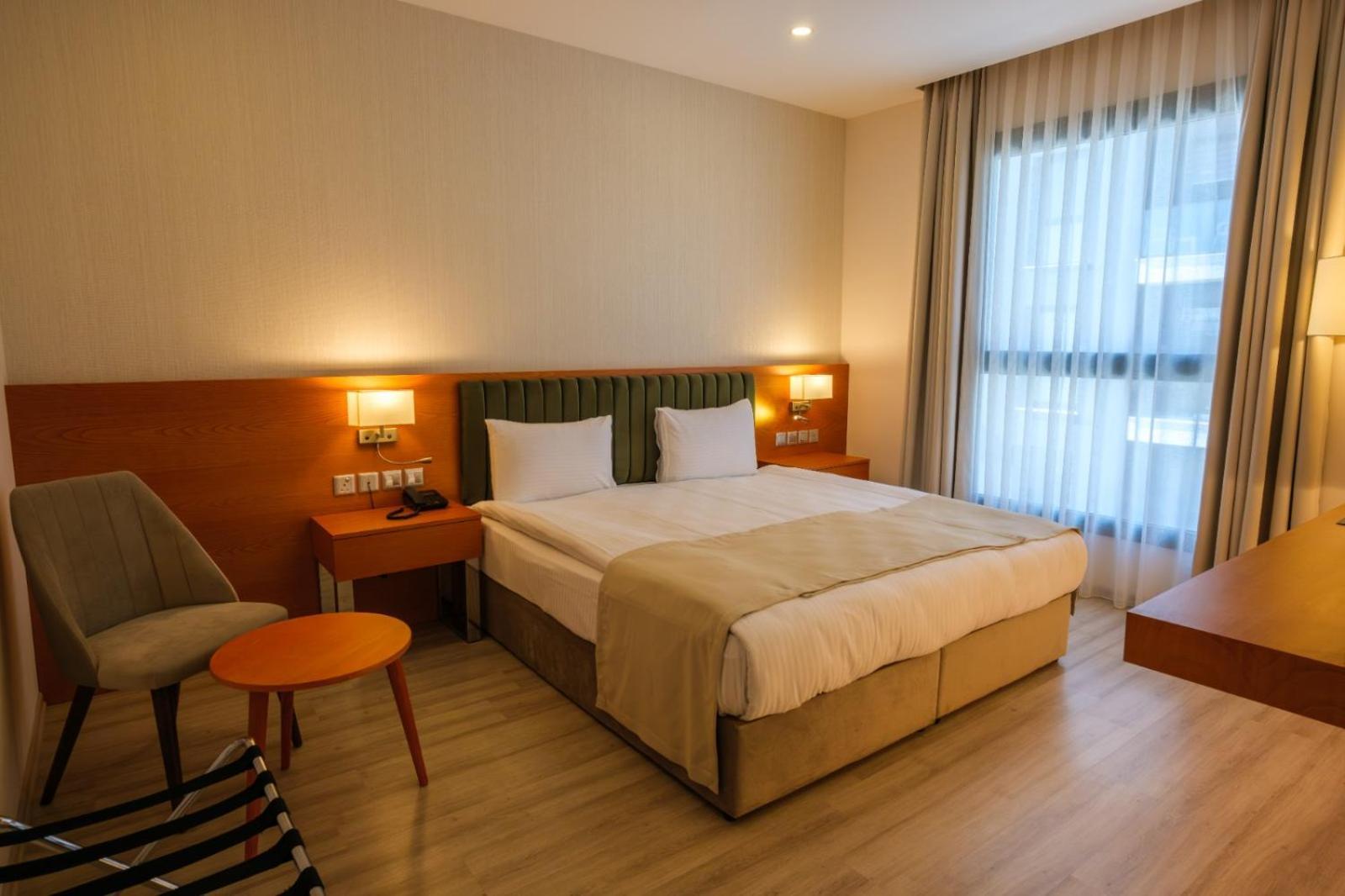 Caddem Inn Hotel 法马古斯塔 外观 照片