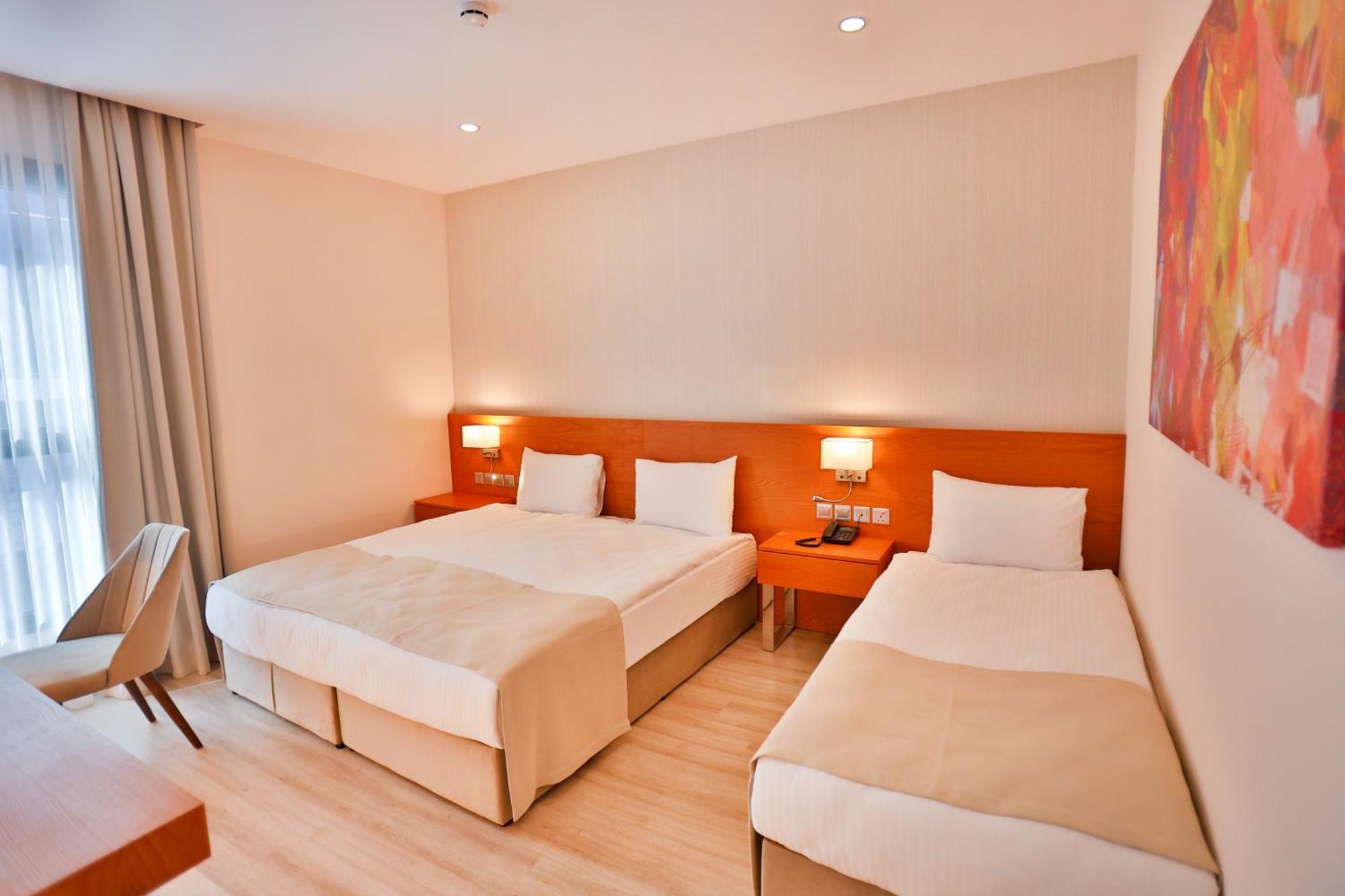 Caddem Inn Hotel 法马古斯塔 外观 照片