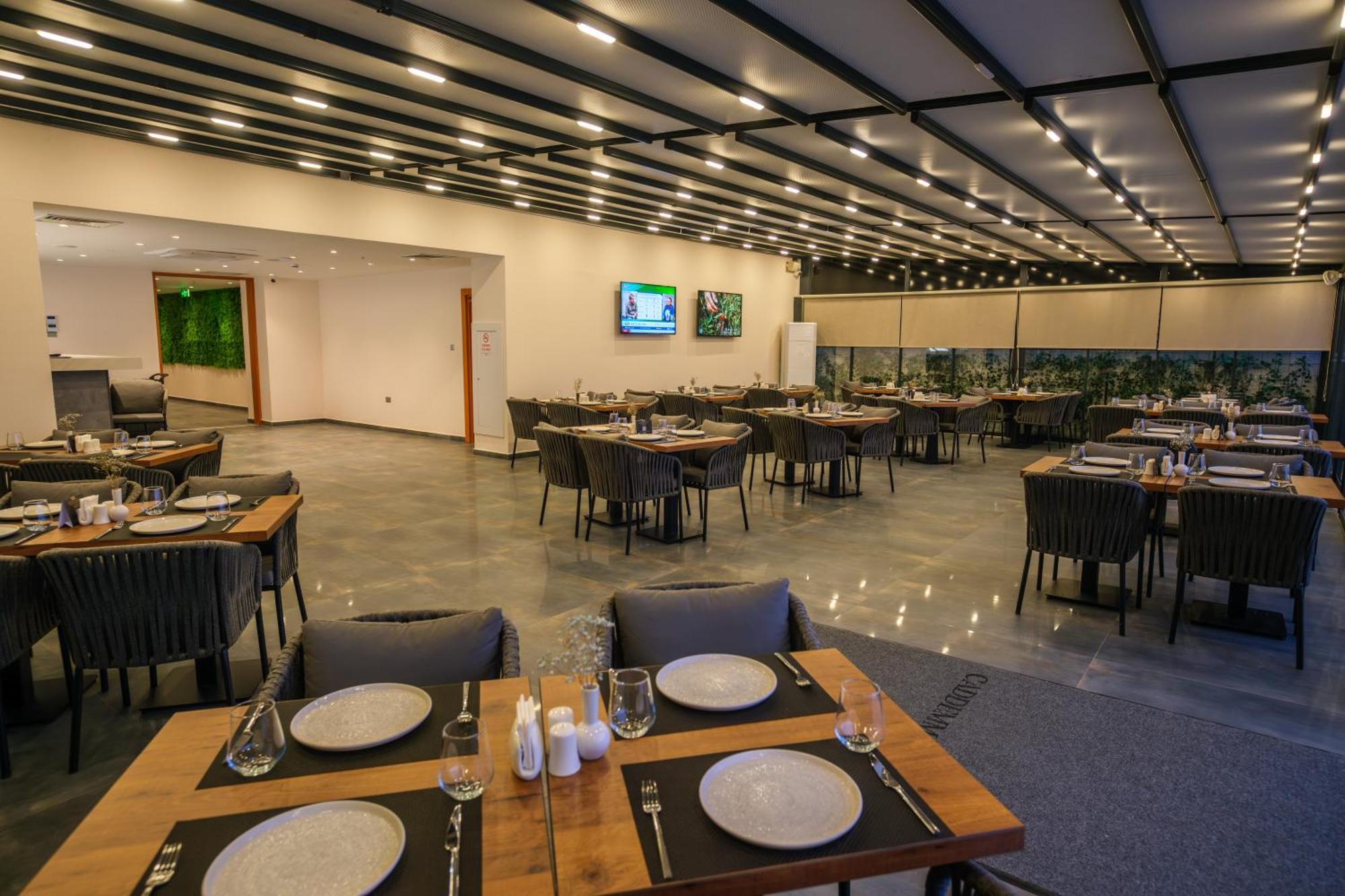 Caddem Inn Hotel 法马古斯塔 外观 照片